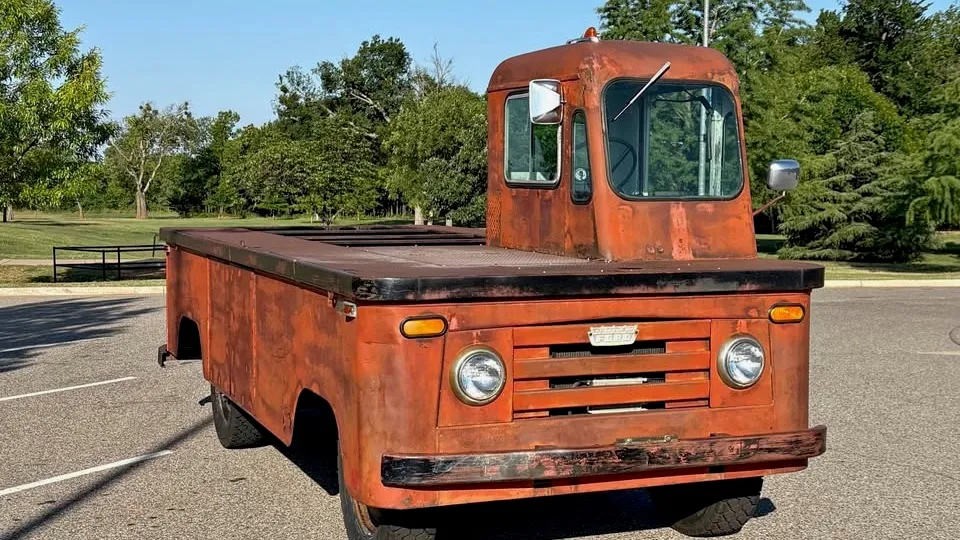 The Most Single Cab Truck Ever Was Built to Haul Construction Materials photo