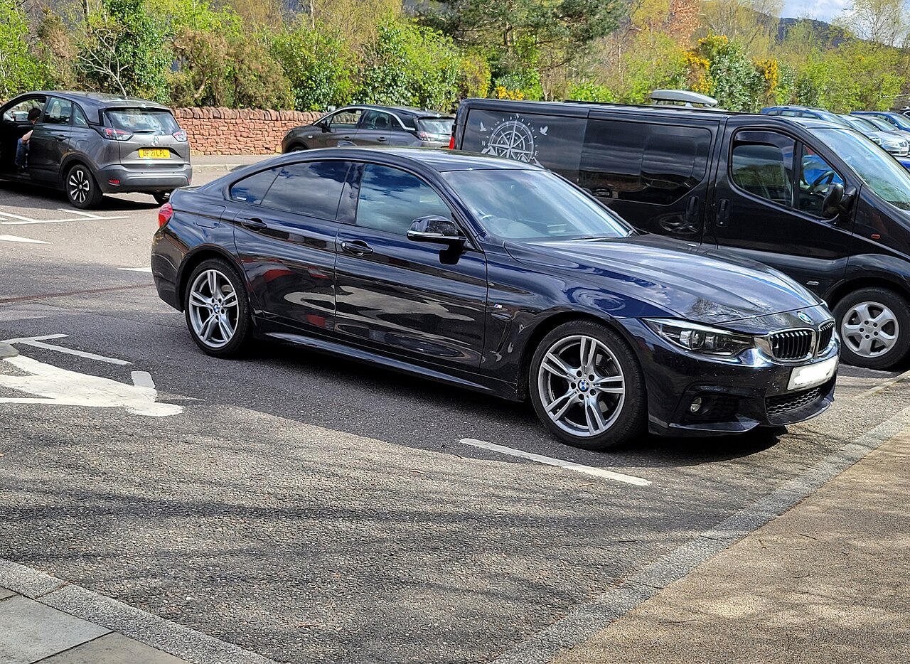 2 Series Gran Coupe photo
