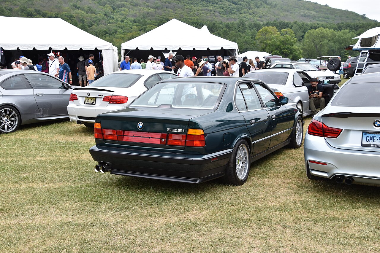5 Series photo