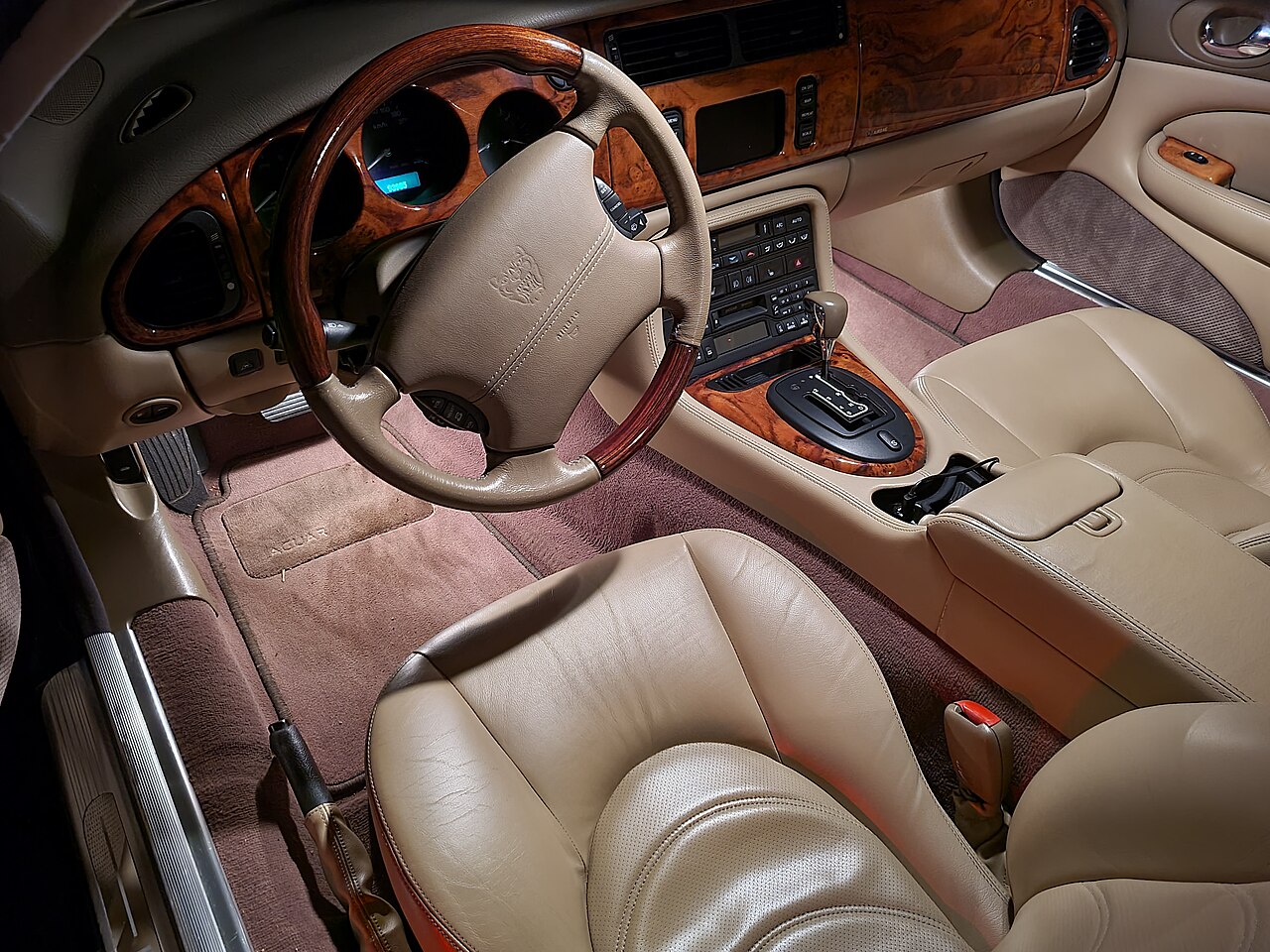 XK photo