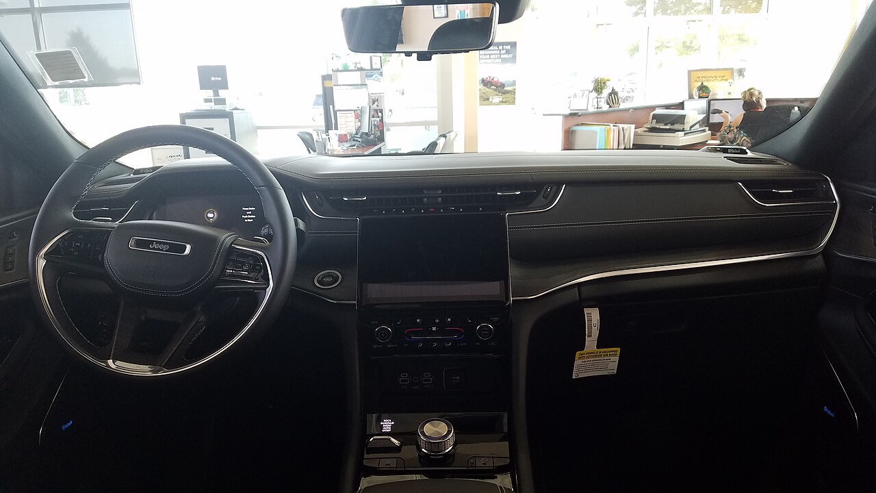 Grand Cherokee L preview 2