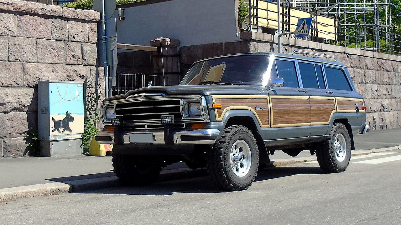 Grand Wagoneer preview 3