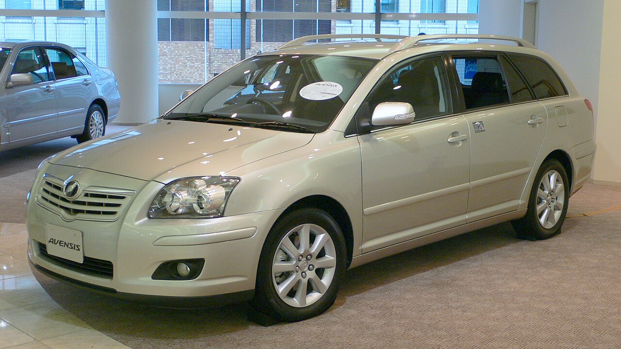 Avensis photo
