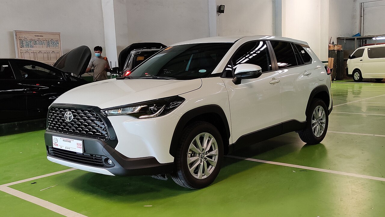 Corolla Cross preview 3