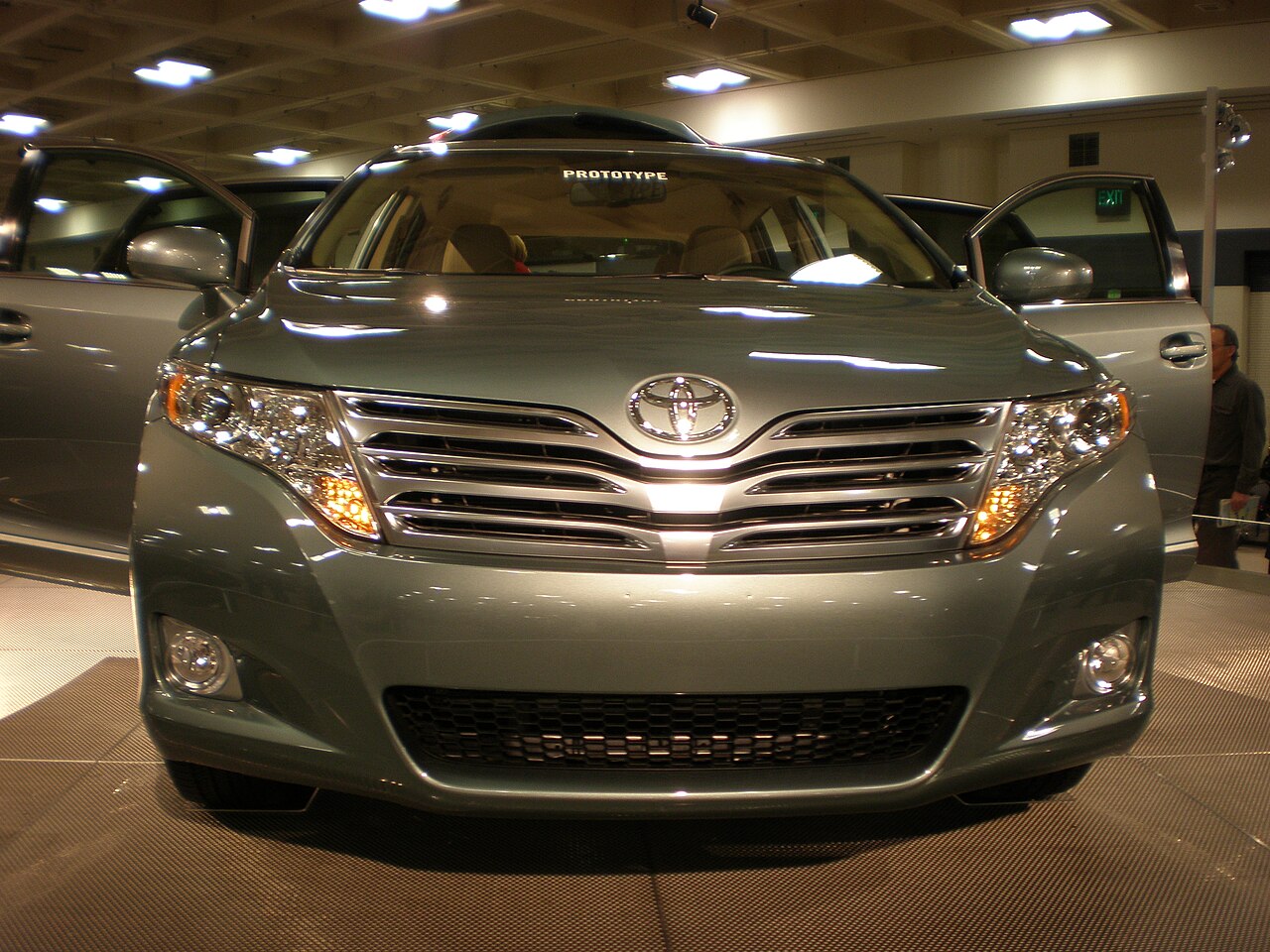 Venza preview 2